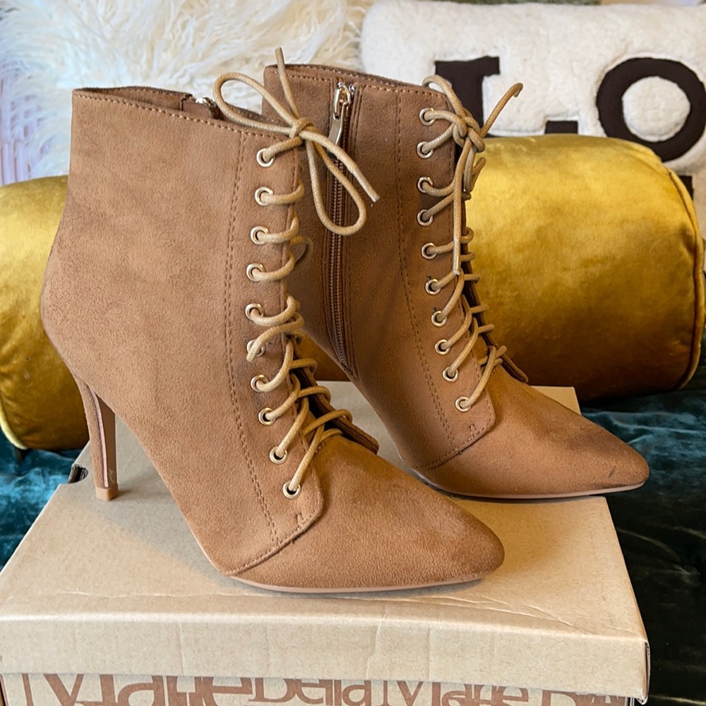 Suede boots